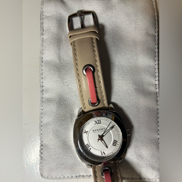 NWOT Sperry Top Sider Women’s Watch - Picture 4 of 11